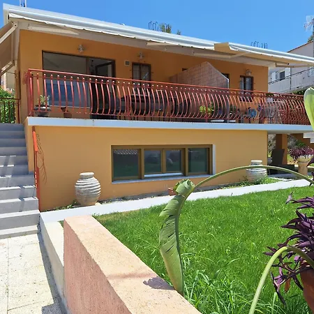 Apartment Lassi 2